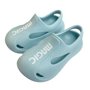 Light Blue Slip-On Shoes Size 32 - 33 US 1